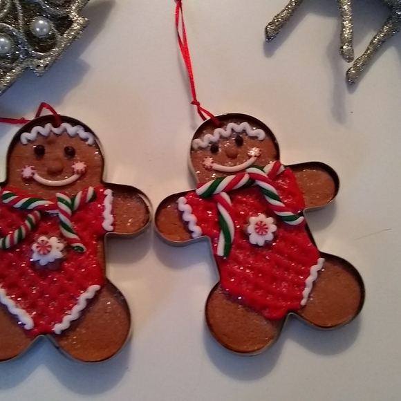 Assorted Christmas ornaments more added! - Picture 9 of 11